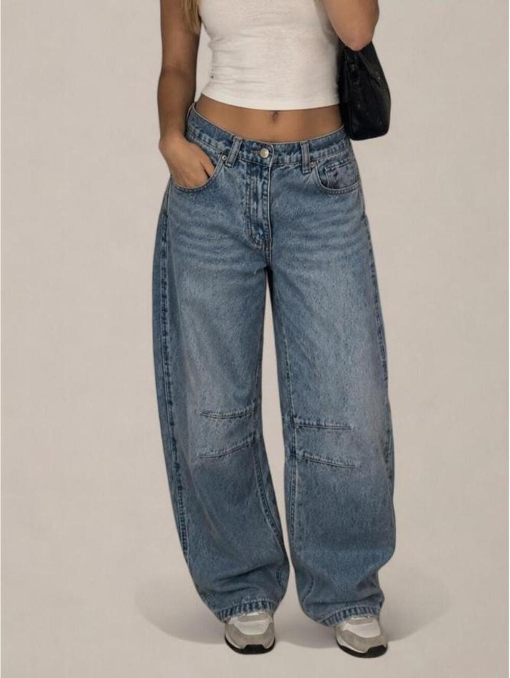 Aaron & Amber Barrel Leg Jeans – Size L